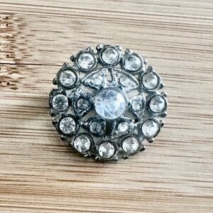 Vintage Silver Tone Rhinestone Sunburst Round Brooch Pin Clear Crystal Floral